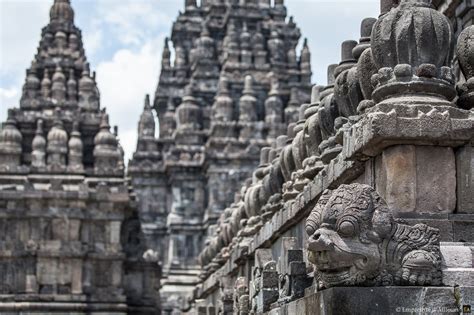  Le Relief du Temple de Prambanan: Symbolique Divine et Maître d'Architecture?